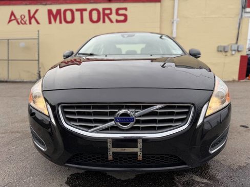 Used 2011 Volvo S60 T6 image 2