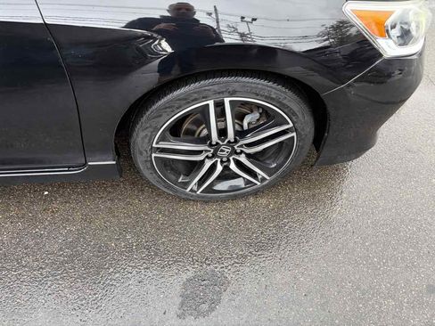 Used 2017 Honda Accord Sport Special Edition image 33