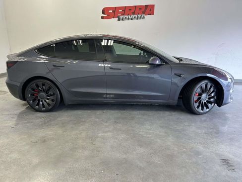 Used 2022 Tesla Model 3 Performance AWD/4WD image 2