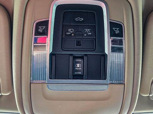 Used 2021 RAM 1500 Laramie image 32