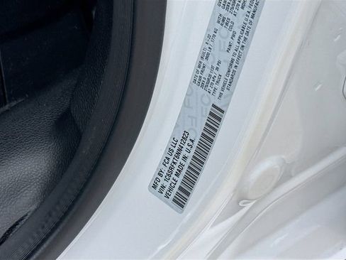 Used 2022 RAM 1500 Limited w/ Body Color Bumper Group image 33