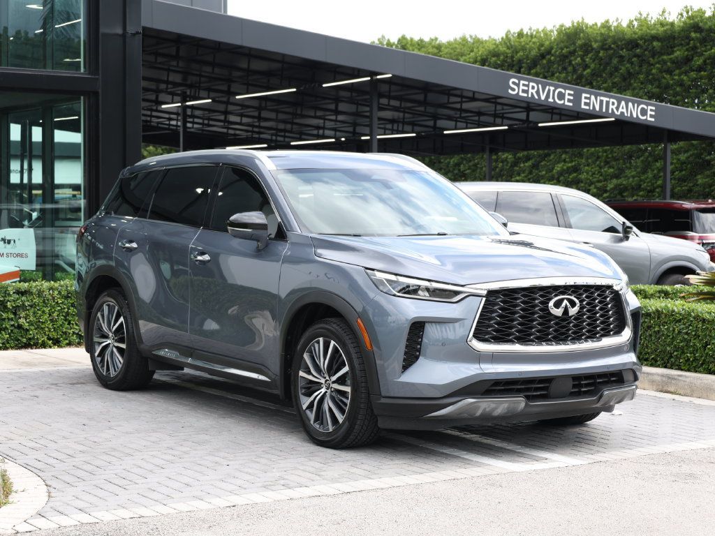 Certified 2023 INFINITI QX60 Sensory w/ Vision Package AWD/4WD image 2