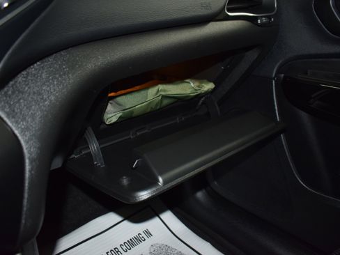 Used 2023 Jeep Cherokee Altitude Lux image 19