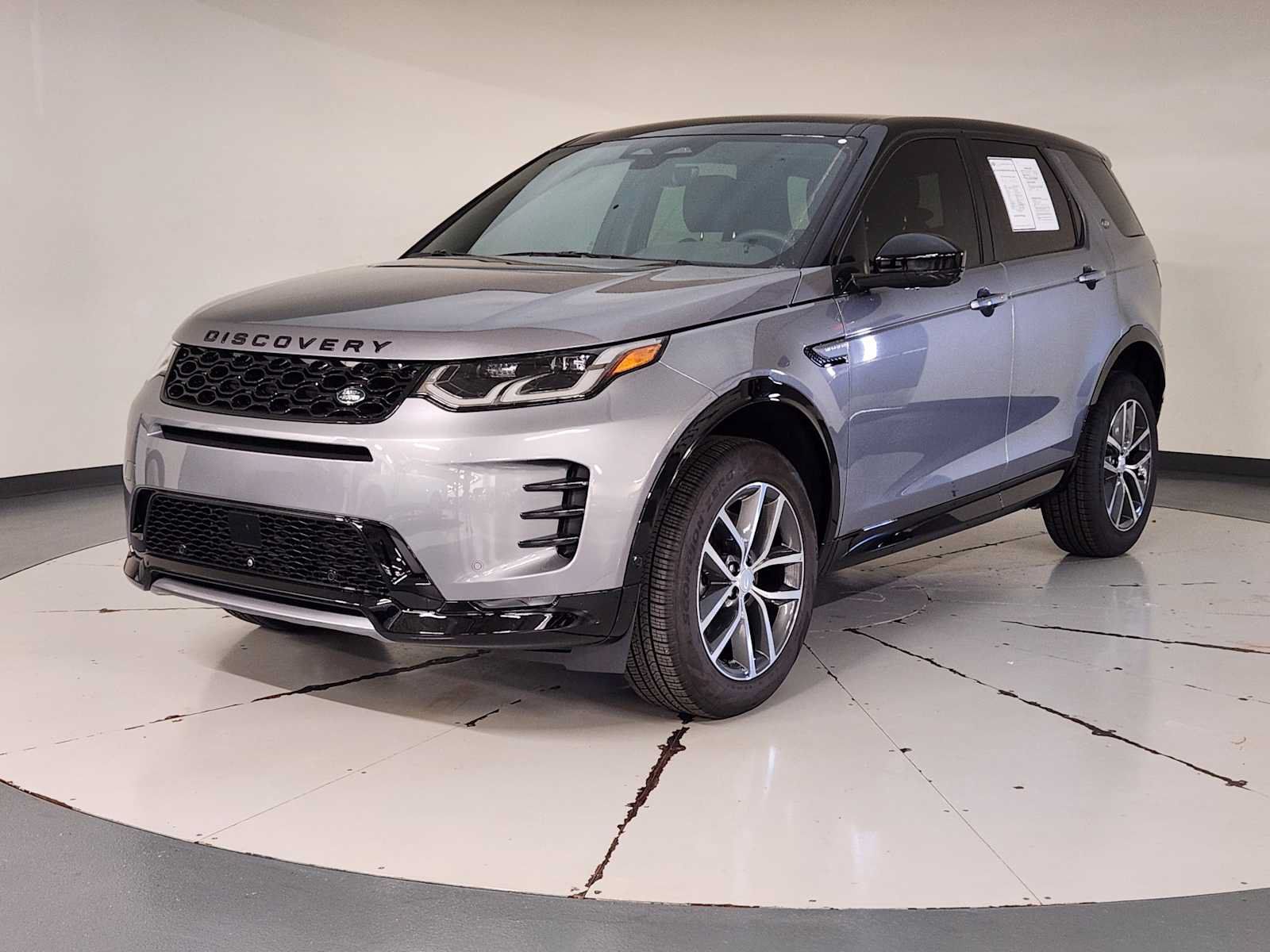 Used 2026 Land Rover Discovery Sport Landmark AWD/4WD image 1