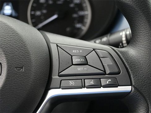 New 2025 Nissan Versa SV w/ Trunk Package image 20