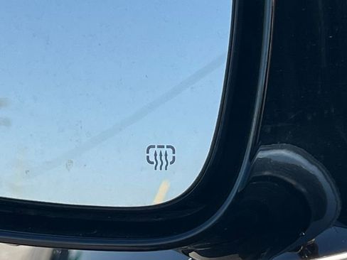 New 2026 Chrysler Pacifica Select FWD image 42