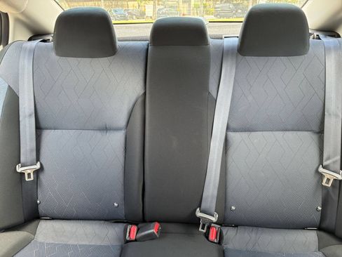 Used 2025 Nissan Versa SV FWD image 31