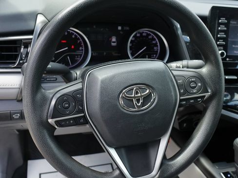 Used 2022 Toyota Camry LE AWD/4WD image 23
