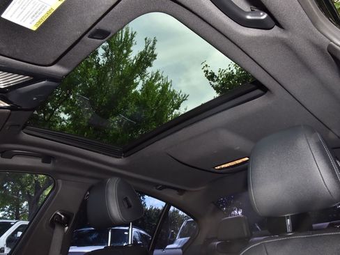 Used 2023 BMW 530i w/ Premium Package RWD image 31