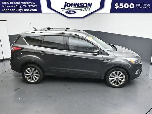 Used 2018 Ford Escape Titanium w/ Ford Safe & Smart Package FWD image 26