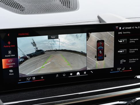 New 2026 BMW X6 xDrive40i w/ Climate Comfort Package image 16