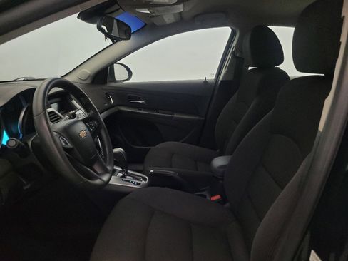 Used 2015 Chevrolet Cruze LT FWD image 17