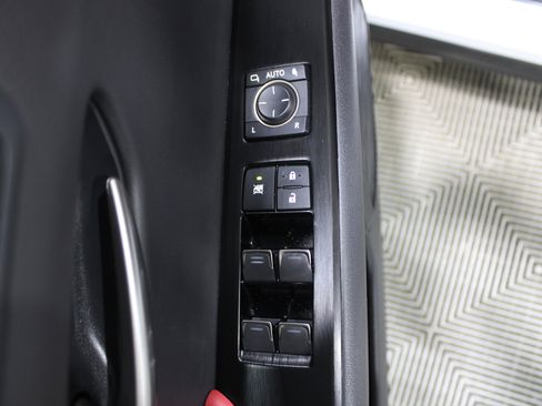 Used 2024 Lexus UX 250h F Sport image 7