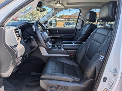 Used 2024 Toyota Tundra Limited image 2