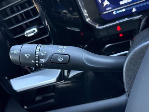 Used 2023 Chevrolet Silverado 1500 RST image 8