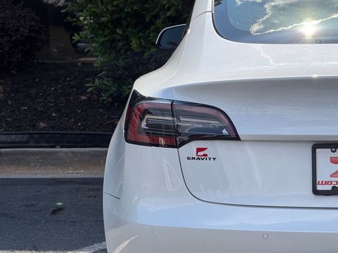 Used 2021 Tesla Model 3 Standard Range Plus RWD image 15