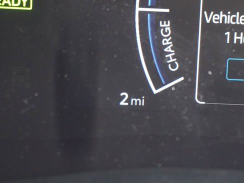 Used 2026 Toyota Camry SE image 9