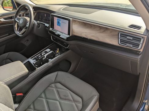 Certified 2026 Volkswagen Atlas SE image 20