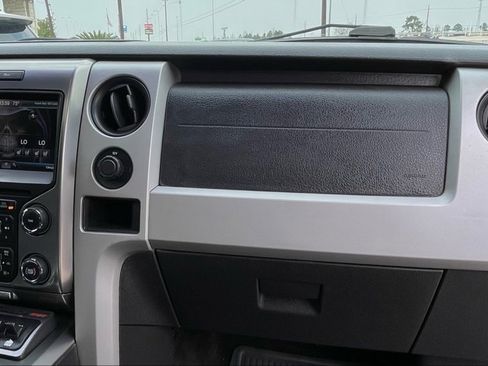 Used 2014 Ford F150 Raptor w/ Equipment Group 801A Luxury image 29