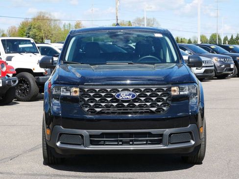 Used 2026 Ford Maverick XLT AWD/4WD image 2
