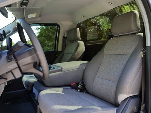 Used 2025 Ford F150 XL AWD/4WD image 17