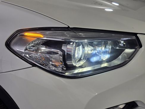 Used 2019 BMW X3 xDrive30i w/ Convenience Package image 5