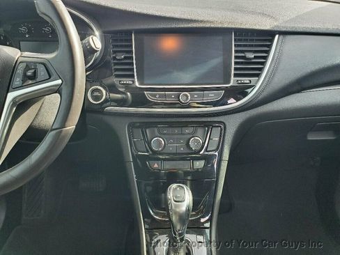 Used 2020 Buick Encore Preferred image 23