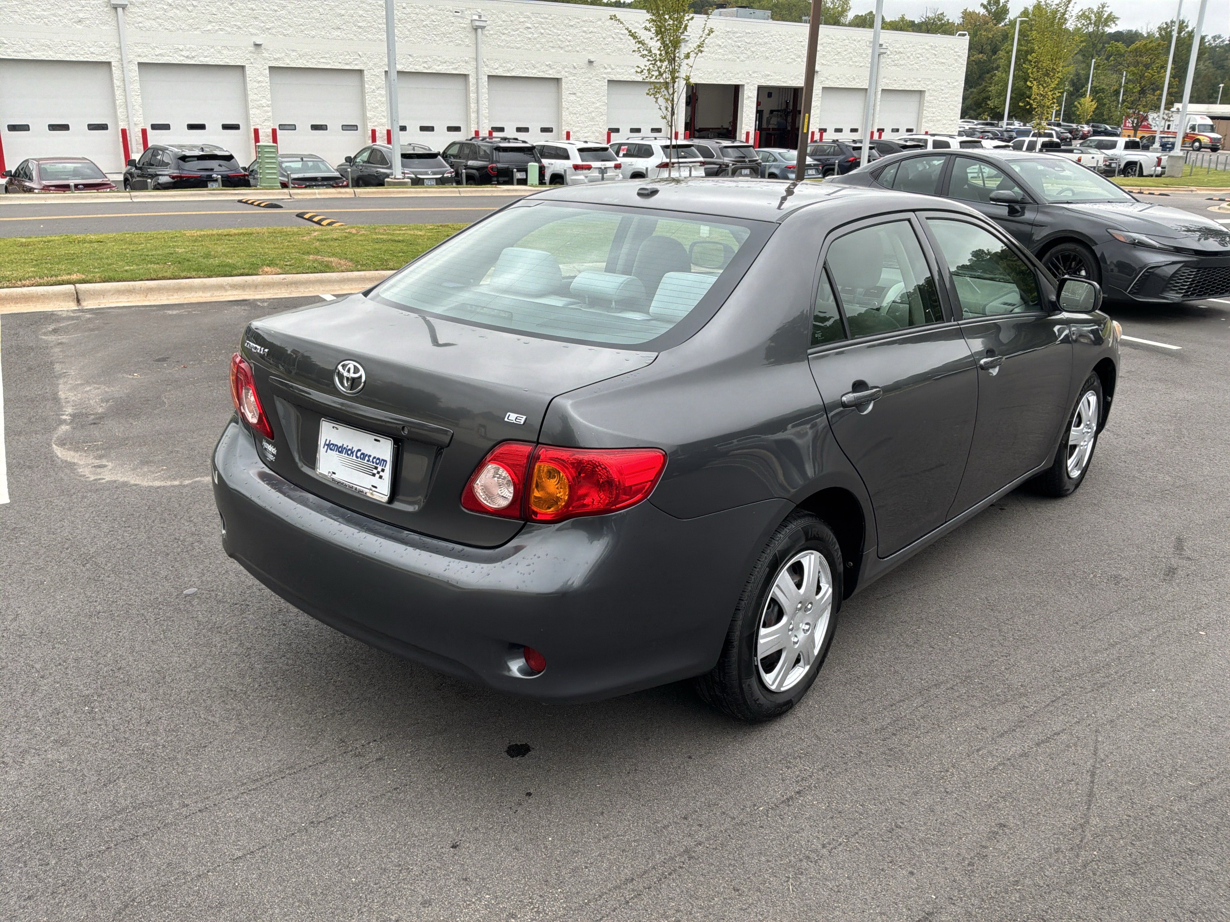 Used 2010 Toyota Corolla LE w/ All Weather Guard Pkg FWD image 10