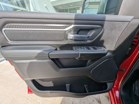 New 2026 RAM 1500 4x4 Crew Cab image 38