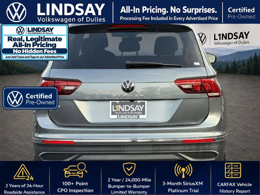 Used 2023 Volkswagen Tiguan SE w/ Panoramic Sunroof Package FWD image 6