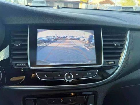 Used 2018 Buick Encore Sport Touring image 21