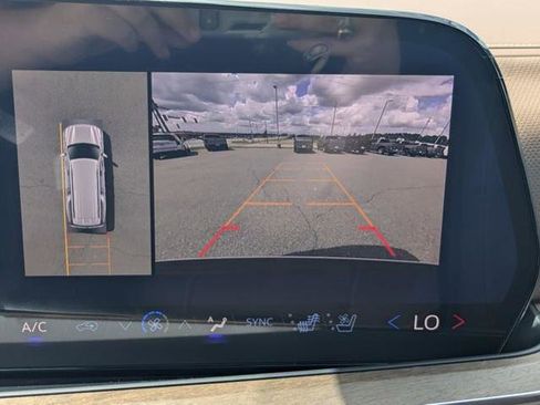 New 2026 Chevrolet Suburban High Country RWD image 25