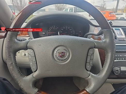 Used 2006 Cadillac DTS image 13