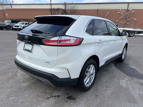 Used 2023 Ford Edge SEL image 5