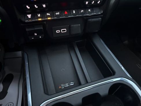 Used 2021 GMC Sierra 3500 Denali w/ Denali Ultimate Package image 46