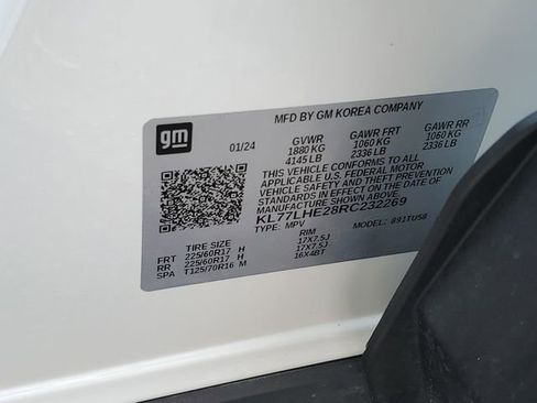 Used 2024 Chevrolet Trax LT w/ Driver Confidence Package image 32