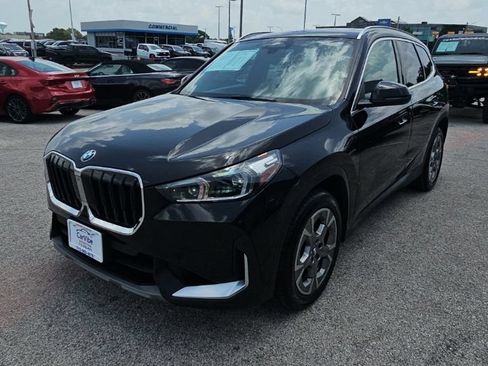 Used 2023 BMW X1 xDrive28i AWD/4WD image 3