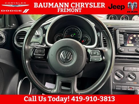 Used 2015 Volkswagen Beetle TDI FWD image 14