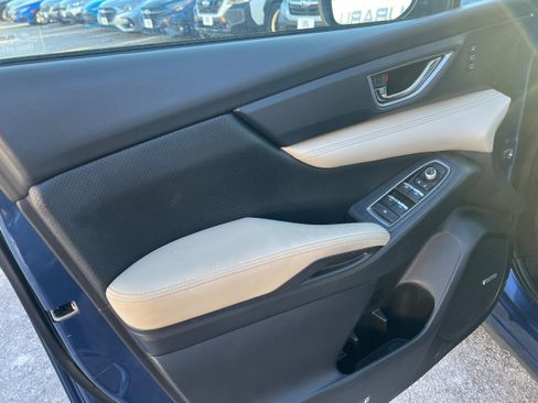 Used 2019 Subaru Ascent Limited w/ Popular Package #2 image 18