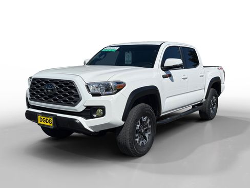 Used 2021 Toyota Tacoma TRD Off-Road w/ Technology Package AWD/4WD image 1