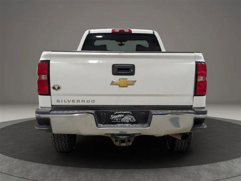 Used 2018 Chevrolet Silverado 2500 W/T w/ WT Convenience Package AWD/4WD image 4