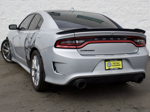 Used 2019 Dodge Charger Scat Pack w/ Dynamics Package RWD image 6