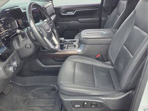 Certified 2022 GMC Sierra 1500 SLT w/ SLT Premium Plus Package AWD/4WD image 11