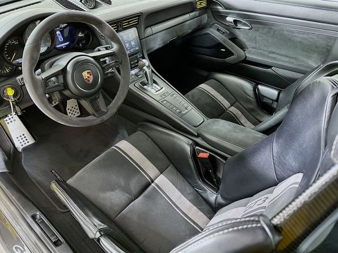 Used 2018 Porsche 911 GT3 image 23