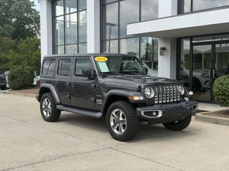 Used 2019 Jeep Wrangler Unlimited Sahara AWD/4WD video 2