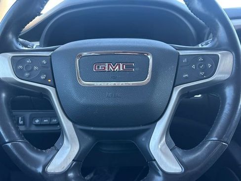 Used 2021 GMC Acadia Denali w/ Denali Ultimate Package AWD/4WD image 15