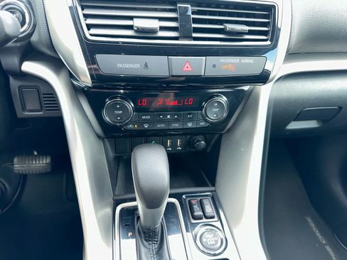 Used 2023 Mitsubishi Eclipse Cross SE AWD/4WD image 12