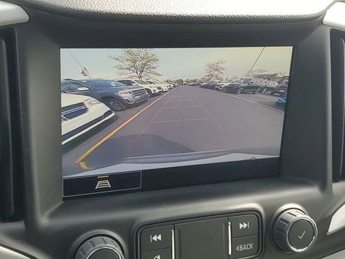 Certified 2024 GMC Terrain SLT AWD/4WD image 27