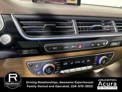 Used 2017 Audi Q7 3.0T Prestige AWD/4WD image 9