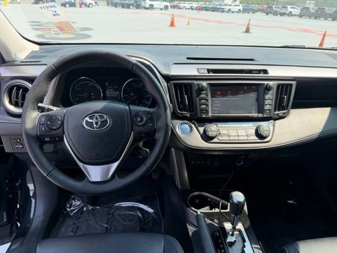 Used 2018 Toyota RAV4 Limited w/ Advanced Technology Package AWD/4WD image 12